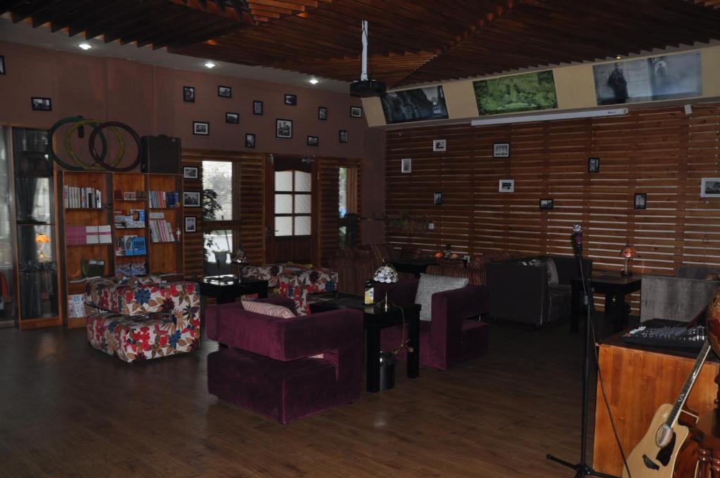 Dengfeng Climb International Youth Hostel Extérieur photo