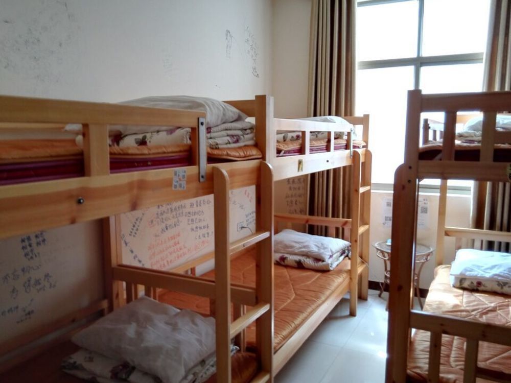 Dengfeng Climb International Youth Hostel Extérieur photo
